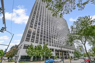 4343 N Clarendon Ave, Chicago, IL 60613 - Photo 1