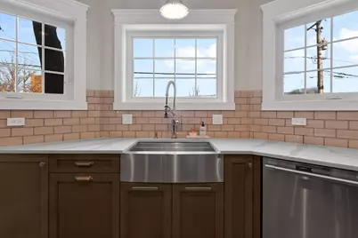 205 W Cook Avenue, Libertyville, IL 60048 - Photo 11