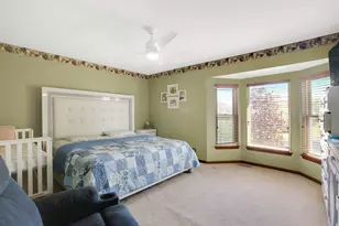 17 Buchanan Ln, Streamwood, IL 60107 - Photo 13