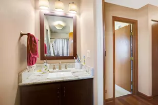 17 Buchanan Ln, Streamwood, IL 60107 - Photo 15