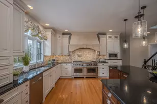 2040 Arrowhead Ct, Geneva, IL 60134 - Photo 11