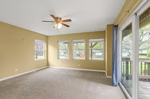 6 Cambridge Ct, Cary, IL 60013 - Photo 7