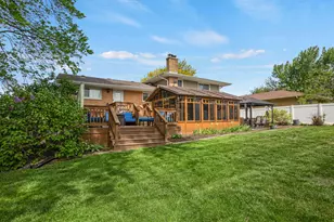 4608 Sycamore Ln, Rolling Meadows, IL 60008 - Photo 21
