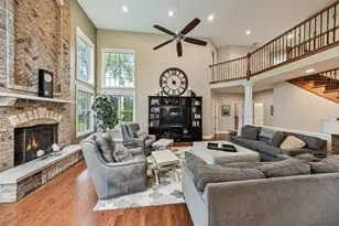 731 S Michigan Ct, Palatine, IL 60067 - Photo 7