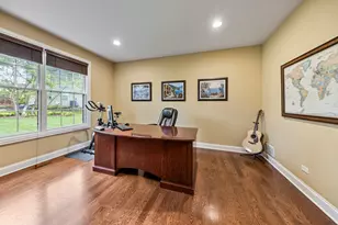 731 S Michigan Ct, Palatine, IL 60067 - Photo 15