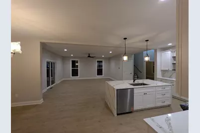 675 S Regulators Street, Rochelle, IL 61068 - Photo 9