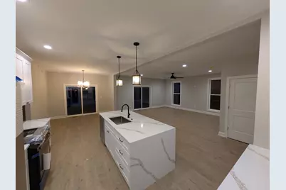 675 S Regulators Street, Rochelle, IL 61068 - Photo 11
