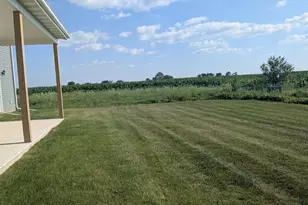 675 S Regulators St, Rochelle, IL 61068 - Photo 31