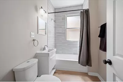 2643 N Monticello Avenue, Chicago, IL 60647 - Photo 7
