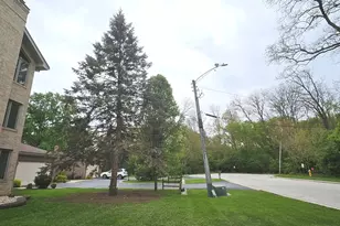 11225 S Kean Ave, Palos Hills, IL 60465 - Photo 3