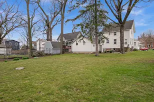 412 W High St, Sycamore, IL 60178 - Photo 35