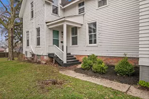 412 W High St, Sycamore, IL 60178 - Photo 31