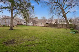 412 W High St, Sycamore, IL 60178 - Photo 33