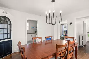 412 W High St, Sycamore, IL 60178 - Photo 9
