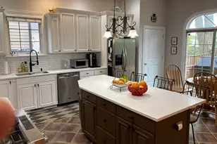8619 W Sunset Rd, Niles, IL 60714 - Photo 5