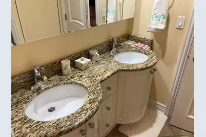 8619 W Sunset Road, Niles, IL 60714 - Photo 23