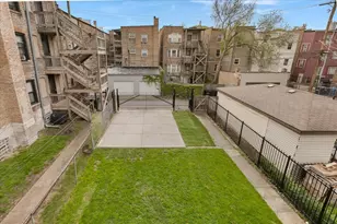 11250 S Vernon Ave, Chicago, IL 60628 - Photo 15