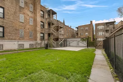 11250 S Vernon Avenue, Chicago, IL 60628 - Photo 13