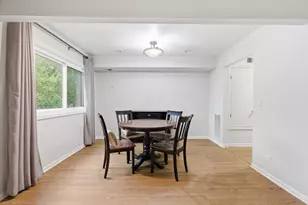100 S Vail Ave, Arlington Heights, IL 60005 - Photo 5
