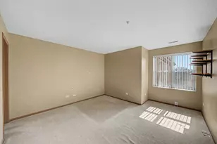 57 E Hattendorf Ave, Roselle, IL 60172 - Photo 11