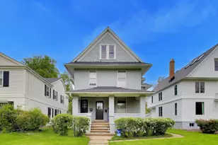 1458 Lake Ave, Wilmette, IL 60091 - Photo 1