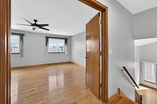 1281 Scarlet Dr, Addison, IL 60101 - Photo 23