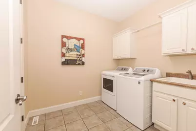 704 S Mercer Avenue, Bloomington, IL 61701 - Photo 33