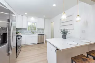 2413 Joppa Ave, Zion, IL 60099 - Photo 5