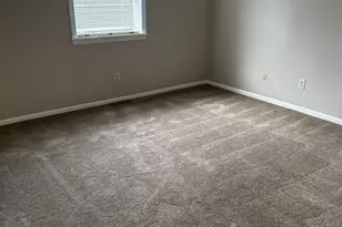 1050 S Nelson Ave, Kankakee, IL 60901 - Photo 5