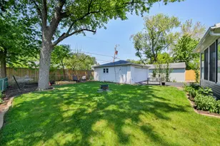 432 S Knollwood Dr, Wheaton, IL 60187 - Photo 17