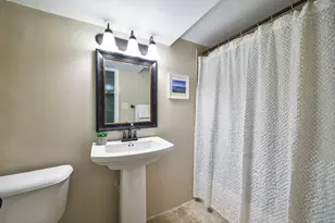 432 S Knollwood Dr, Wheaton, IL 60187 - Photo 13