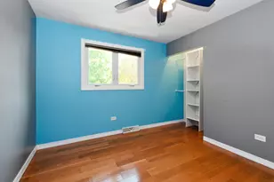 3008 W 110th Pl, Chicago, IL 60655 - Photo 11