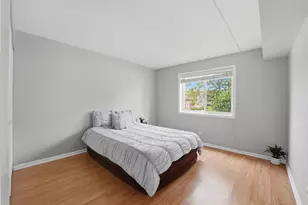 5513 Chateau Dr, Rolling Meadows, IL 60008 - Photo 13