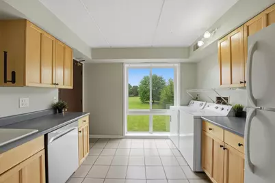 5513 Chateau Drive #4, Rolling Meadows, IL 60008 - Photo 7