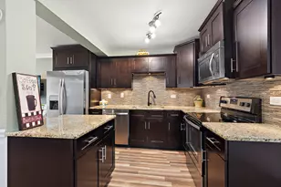 9654 Nottingham Ave, Chicago Ridge, IL 60415 - Photo 7