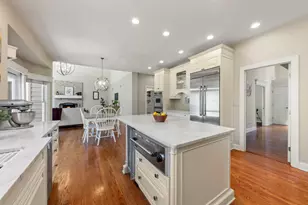 1262 Midwest Ln, Wheaton, IL 60189 - Photo 7