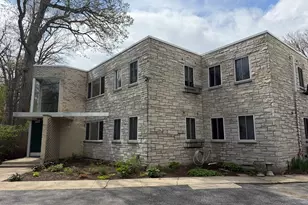 424 Braeside Rd, Highland Park, IL 60035 - Photo 1