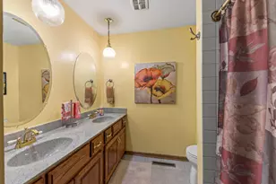 15423 Orogrande Dr, Oak Forest, IL 60452 - Photo 13