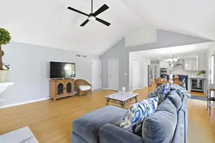 1260 Cromwell Ln, Naperville, IL 60564 - Photo 11