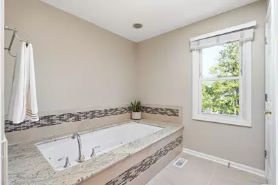 1260 Cromwell Lane, Naperville, IL 60564 - Photo 23