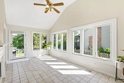 1260 Cromwell Lane, Naperville, IL 60564 - Photo 17