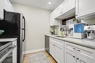 5945 Meadow Dr, Lisle, IL 60532 - Photo 5