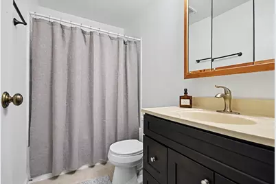 5945 Meadow Drive, Lisle, IL 60532 - Photo 11