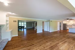 833 Huntleigh Dr, Naperville, IL 60540 - Photo 7