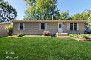 2110 Fairview Ave, Fox River Grove, IL 60021 - Photo 1