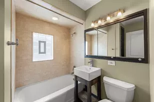 261 Melrose Ave, Elmhurst, IL 60126 - Photo 13