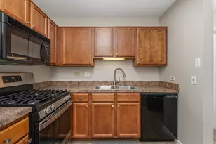 1312 McDowell Rd, Naperville, IL 60563 - Photo 7