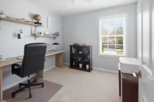 1320 Yellowstone Pkwy, Algonquin, IL 60102 - Photo 15