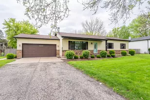 9509 Ballard Rd, Crystal Lake, IL 60014 - Photo 1