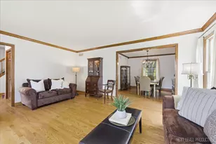 221 Wakefield Ln, Geneva, IL 60134 - Photo 5